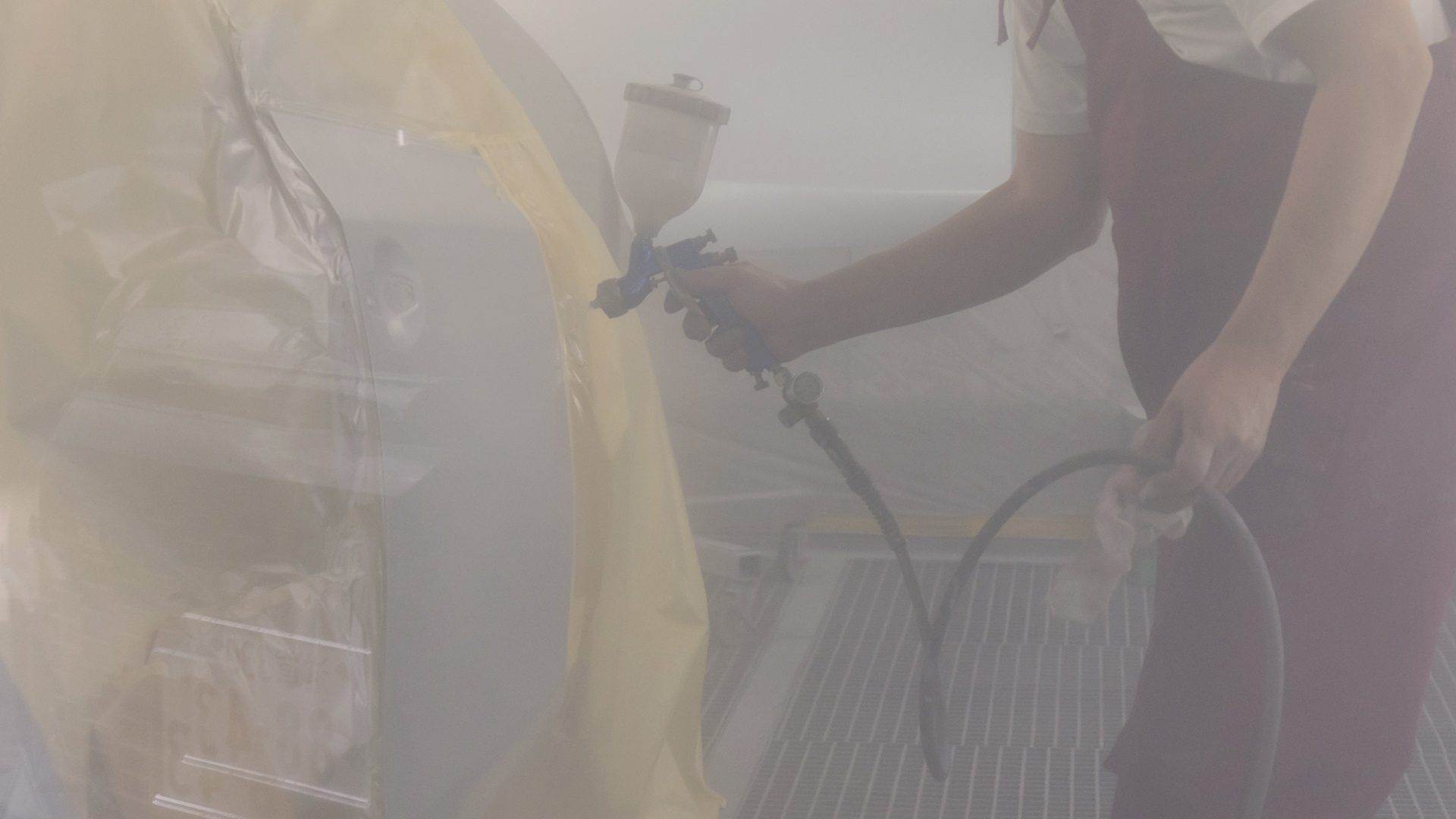 車の修理・鈑金・塗装は里見車工房へ。